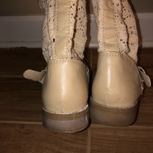 Crochet/ faux leather booties - Picture 6 of 6